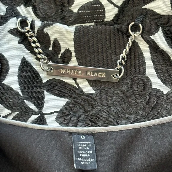 WHBM Brocade Black & White Zipper Jacket Coat size 0 xs - Picture 8 of 12